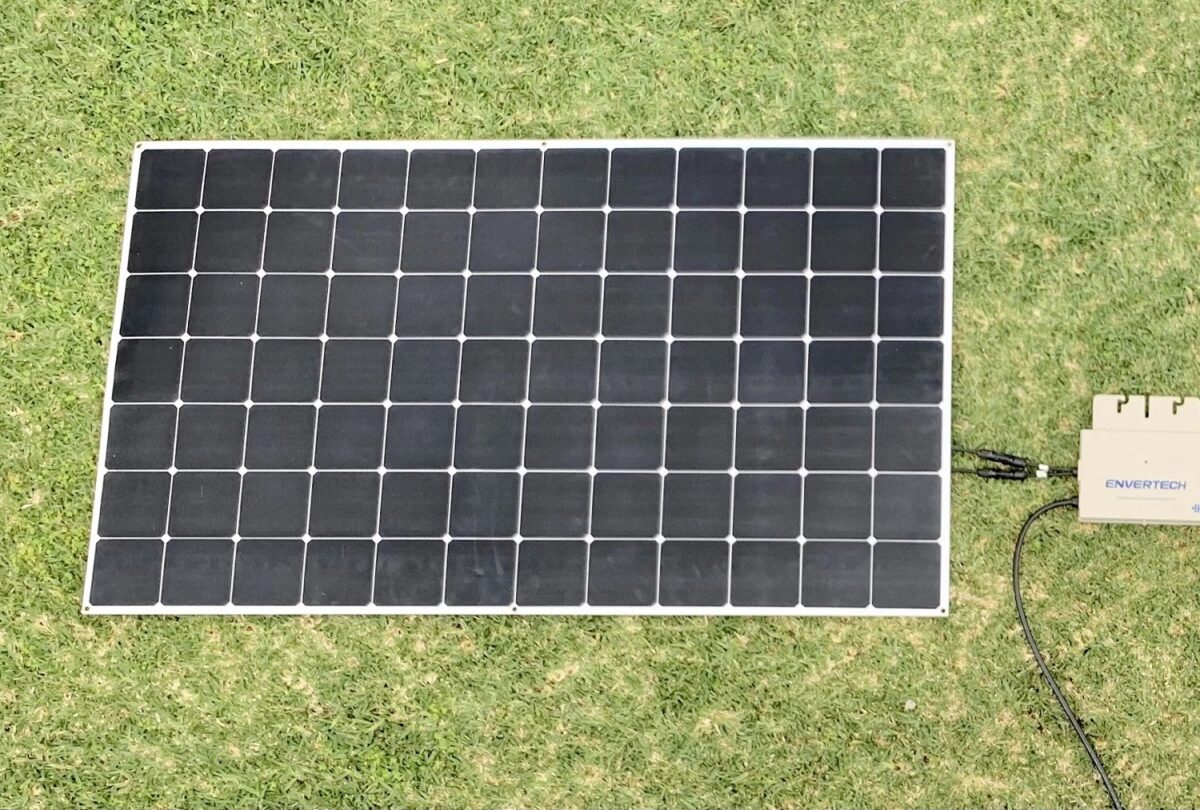 El panel solar de  que podemos instalar en casa para reducir la  factura de luz